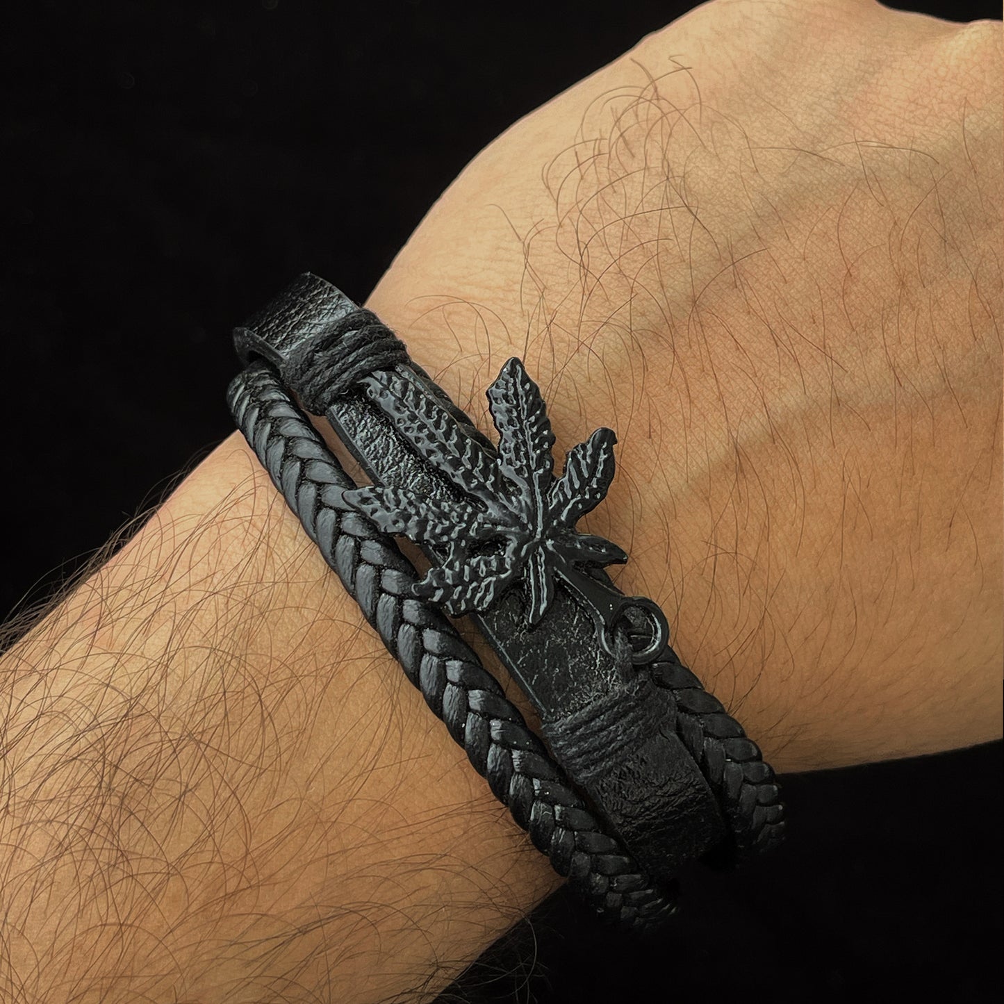 Leather Men's Bracelet – Modern Multi-Strand Design with Leaf Charm