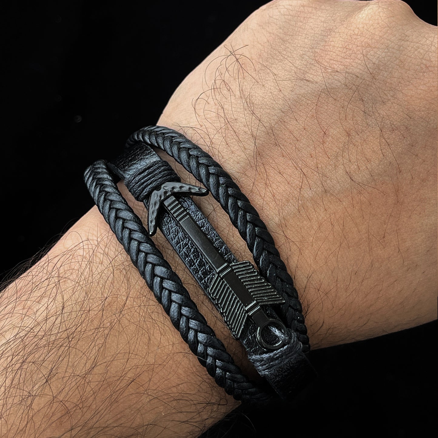 Leather Men's Bracelet – Multi-Strand Design with Arrow Charm