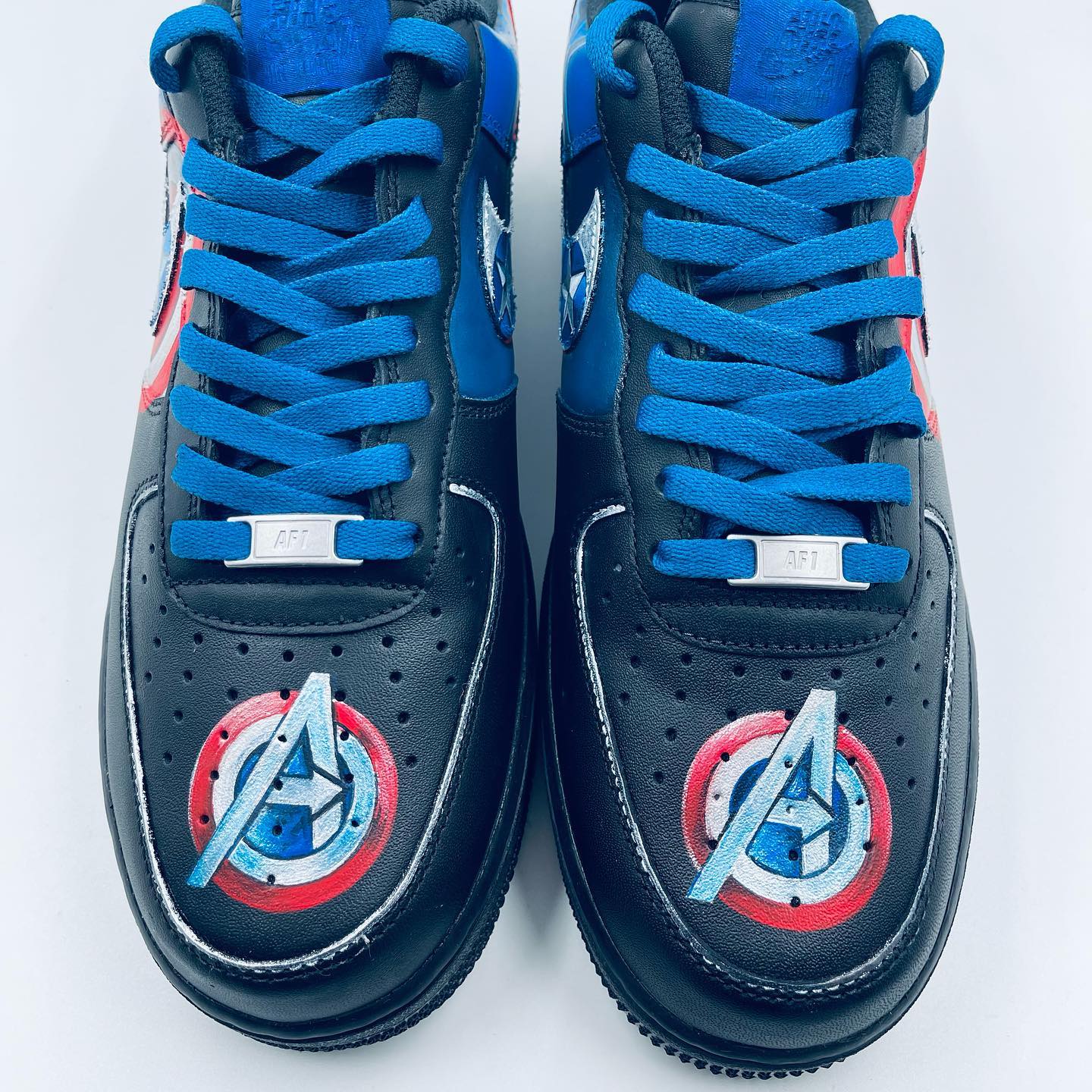 Captain America design - Nike Air Force 1